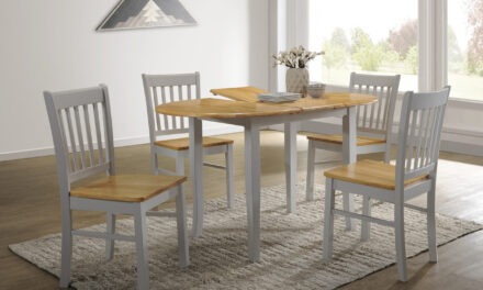Thames Dining Table & Chairs